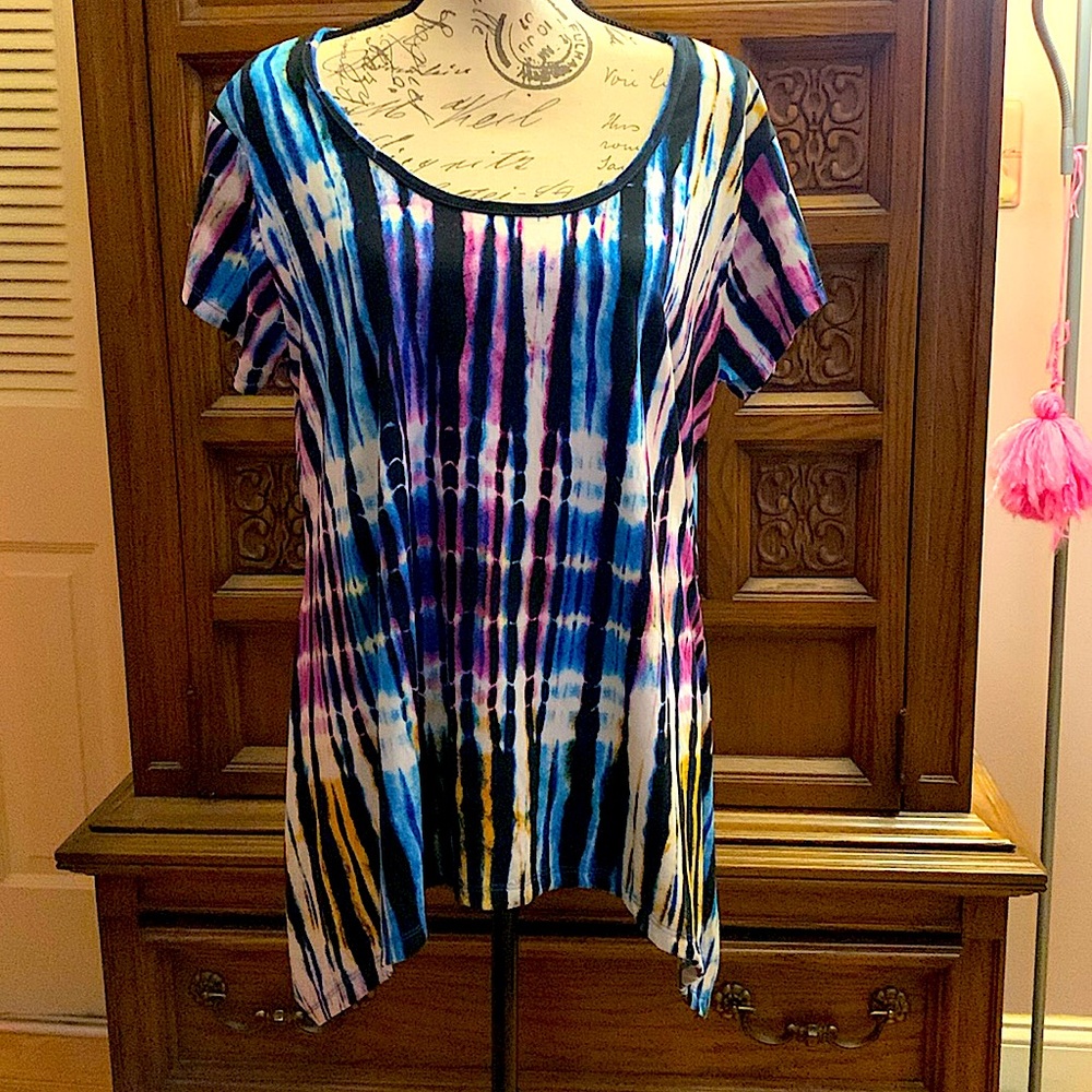 Rouge Collection So Soft Short Sleeve Scoop Neck Tee w/ Hip Coverage Size 3X